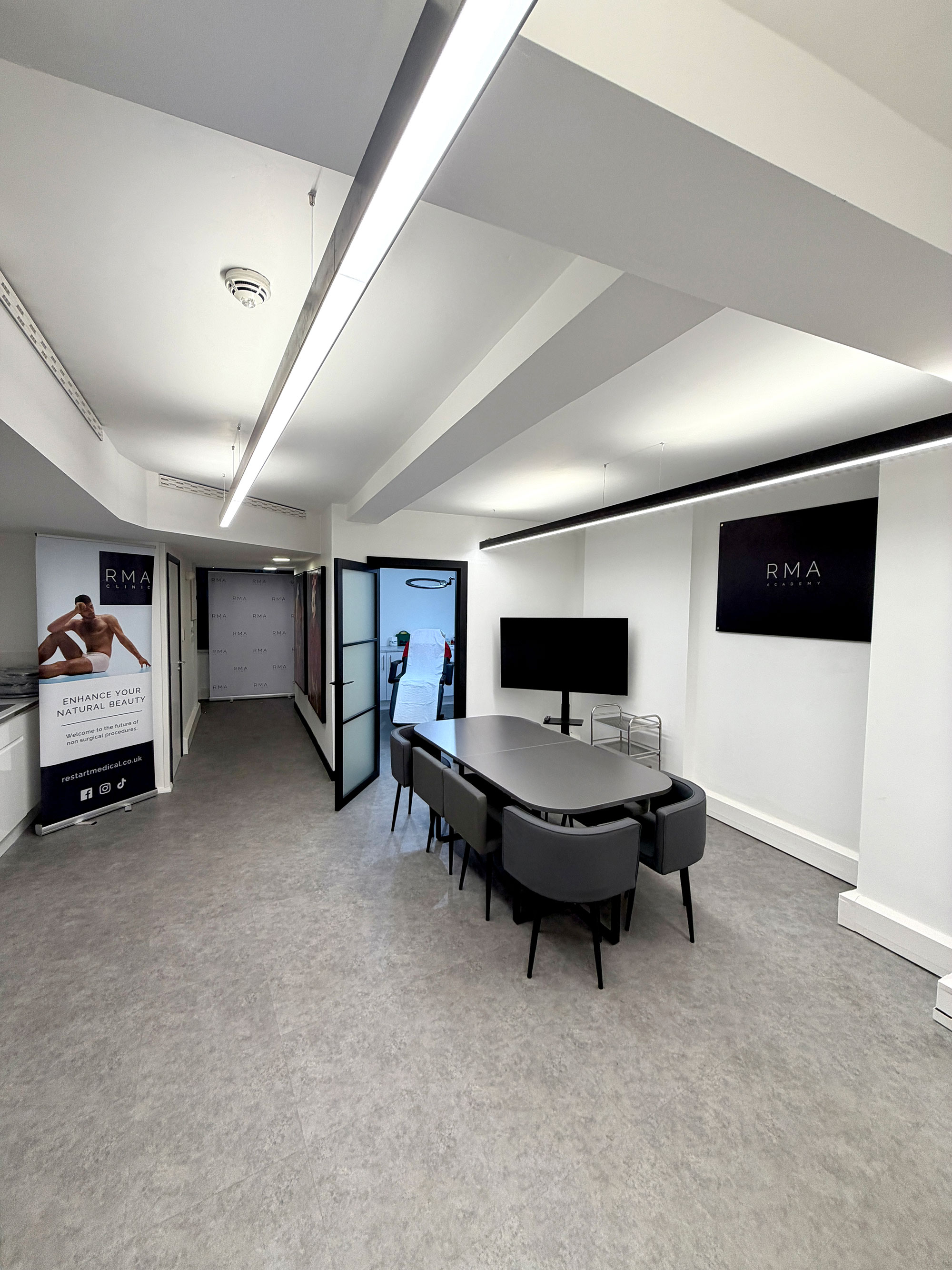Restart Aesthetics Academy training room in Bloomsbury